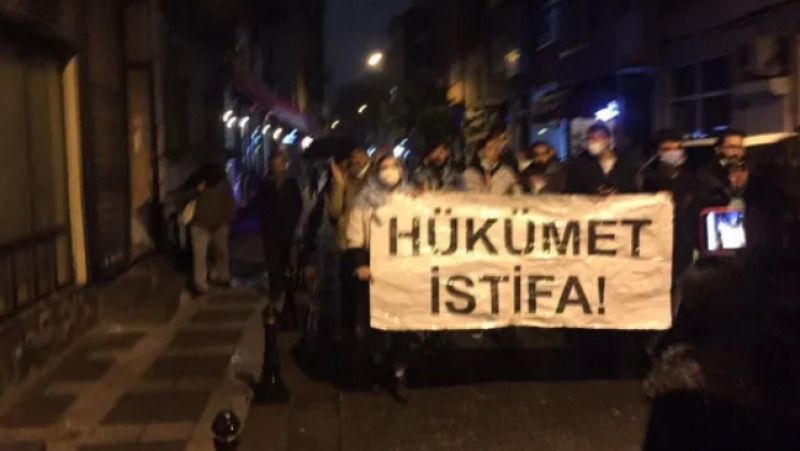 Протести се проведоха в Истанбул и столицата Анкара тази вечер
