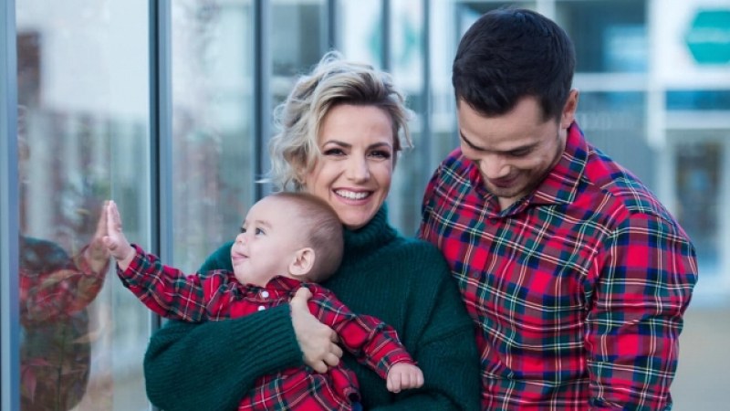 Поли Генова стана майка за втори път. &bdquo;Добре дошла, Леа