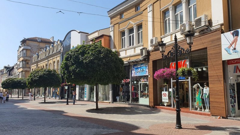 В Пловдив температурите ще се понижат и максималните през деня