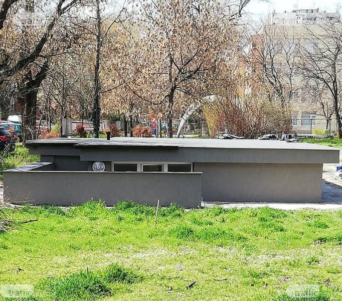 ВАС върна делото за спорната тоалетна в парка зад хотел Санкт Петербург