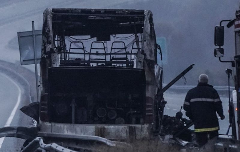 Зоран Заев: Експлозия е събудила пътниците в автобуса, в който загинаха 45 души