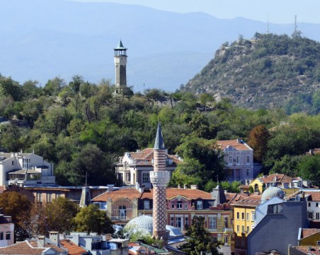 Слънчево, но студено време ни очаква днес