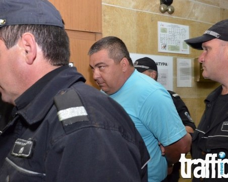 След 6 години зад решетките! Пуснаха под домашен арест подсъдим за убийството на митничаря Дребчев