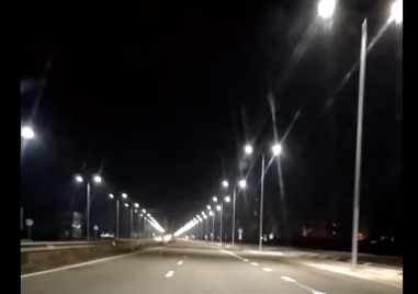 Най накрая ремонтираният път Пловдив Асеновград светна Осветлението е било