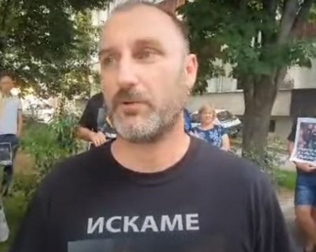 Бащата на загиналия Тодор Бараков търси свидетели на катастрофата край Кадиево