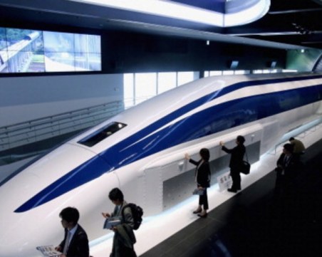 Японска железопътна компания успешно тества автоматичен влак стрела