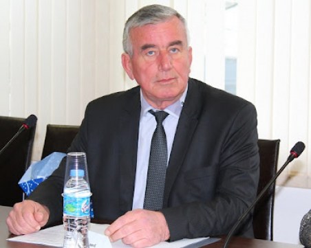 Изобличиха кмет за корупция, взимат му близо 100 хиляди лева!