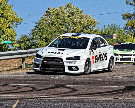 Константин Маршавелов ще се бори за победата на 