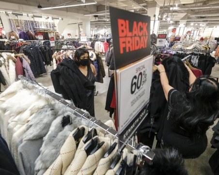 КЗП с масови проверки на Черния петък