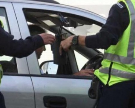 Окончателно: Шофьор, дал 50 лева подкуп на полицай, ще лежи в затвора