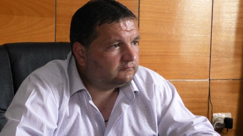 Бившият кмет на Калояново с неуспешен опит да се върне в кабинета си ВИДЕО