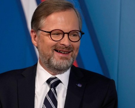 Чехия има от днес нов премиер