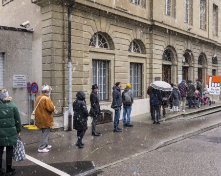 Швейцарците гласуваха за зелен сертификат, над 60% са подкрепили мерките