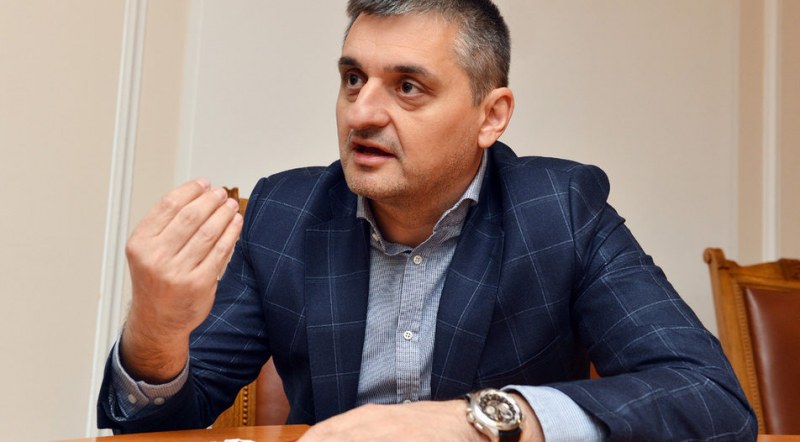 Кирил Добрев: Един от приближените на Нинова е спечелил 150 млн. лв. от обществени поръчки