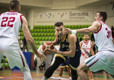 Мъжкият национален отбор по баскетбол загуби домакинството си в Ботевград
