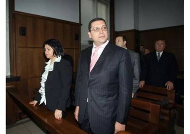 Майката на бизнесмена Марио Николов е осъдила прокуратурата да плаща