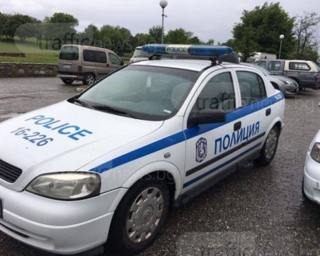 Арестуваха мъж, залял с киселина жена в София