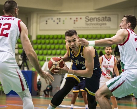 Баскетболните национали се бориха, но загубиха от Босна в световна квалификация