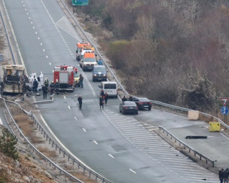 Експерт: Не може да обвиняваме само пътищата за трагедии, като тази на АМ 
