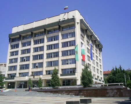 КПКОНПИ влезе в Община Стара Загора, проверяват поръчките за градския транспорт за 35 млн. лева