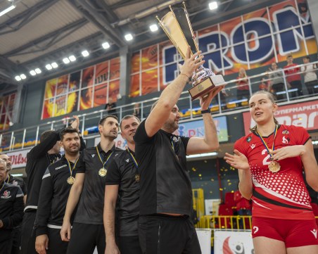 Пловдивският треньор Иван Петков спечели нов трофей в Украйна