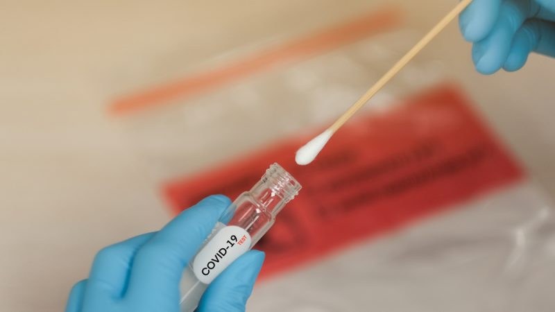 Лондон въвежда задължителен PCR тест и за ваксинираните българи