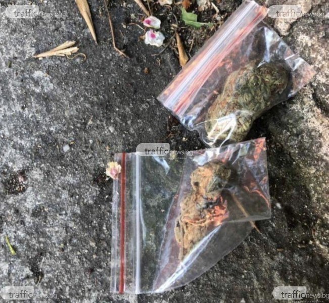 Спипаха двама с дрога край детска градина в Раковски, откриха в мъж 5 дози хероин в Столипиново