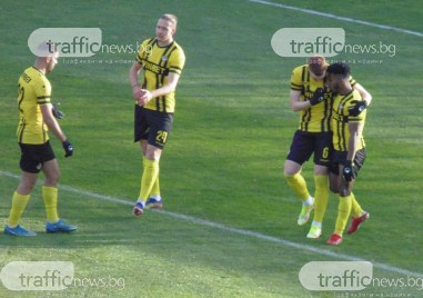 Ботев Пловдив победи съименниците си от Враца с 2 1 у