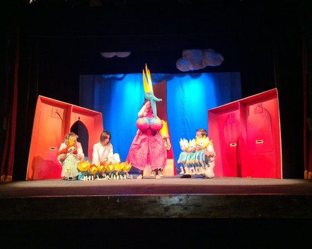 Приказка за любовта и толерантността: Кукленият театър се надсмива над злото с 