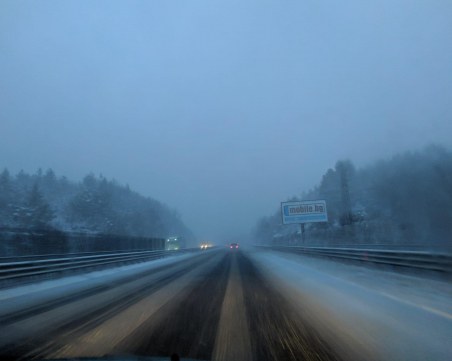 Затруднено движение по АМ 