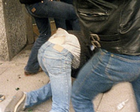 Младежи убиха с бухалки свой приятел, заровиха го в сметище