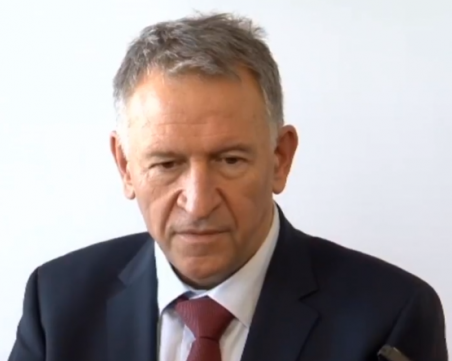 Питат родителите дали да изследват големите ученици с тестове за възрастни