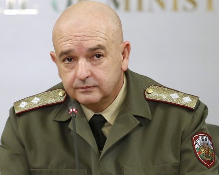 Проф. Мутафчийски: Не можем да преборим пандемията с колективен имунитет от преболедуване