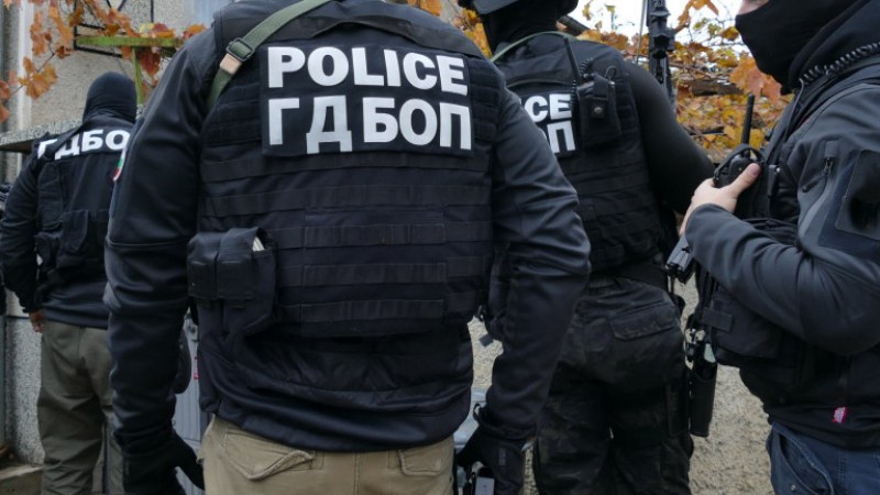 Mащабна акция на ГДБОП, арестувани са над 10 души