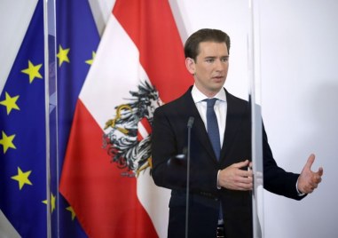 Бившият австрийски канцлер Себастиан Курц обяви оставката си като председател на