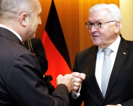 Радев на среща с немския президент: Северна Македония трябва да покаже зрялост