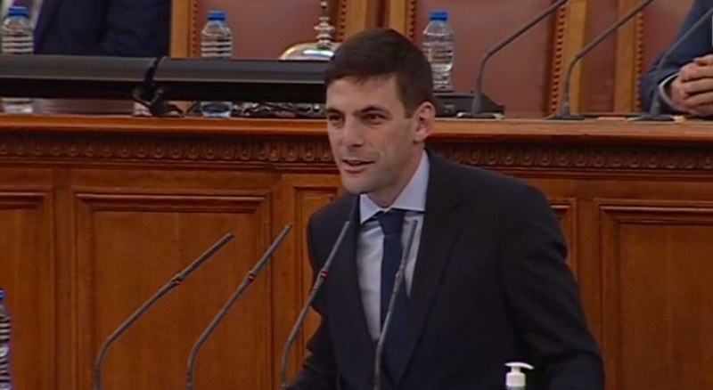 Никола Минчев е новият председател на Народното събрание. Той е