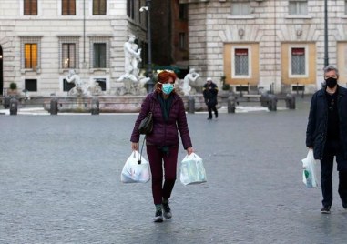 Италианското правителство изключва всички неваксинирани хора от определени развлекателни дейности