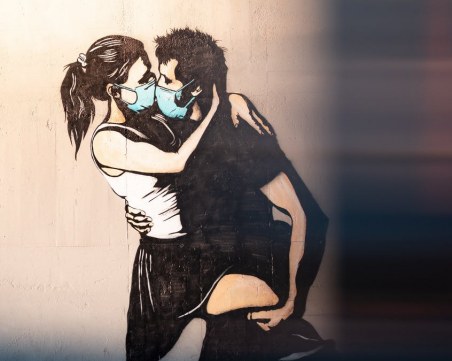 Експерти за връзката между секса и ваксинирането срещу COVID-19