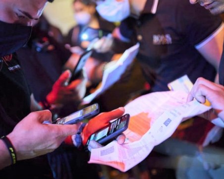 Невалиден! Защо сертификати на преболедували COVID дават 