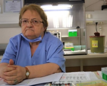 Проф. Аргирова: Цялата изменчивост на вируса се подпомага от неваксинираните, те нямат антитела и му позволяват да се развие