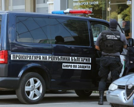Специализираната прокуратура разследва висш общинар от Варна за корупция