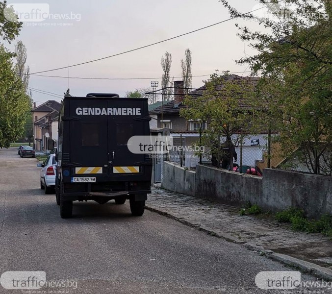 Хулиган вилня край Пловдив! Заплашва и напада полицаи, буйства при арест