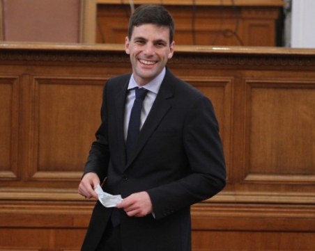 Новият шеф на парламента: Не е нужна кардинална промяна в правилника на НС