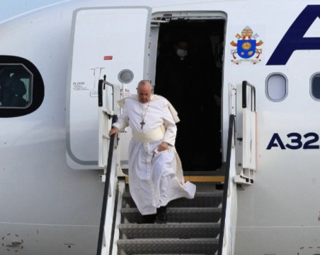 Папата в Гърция: Европа е раздирана от националистически егоизъм