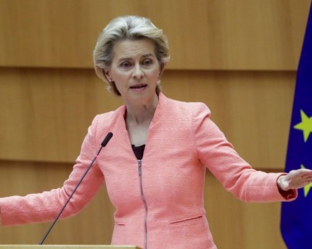 Урсула фон дер Лайен: Няма да препоръчаме задължителна ваксинация