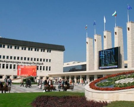 Кметът на Варна иска 16 милиона за акциите на Панаира, Зико е против