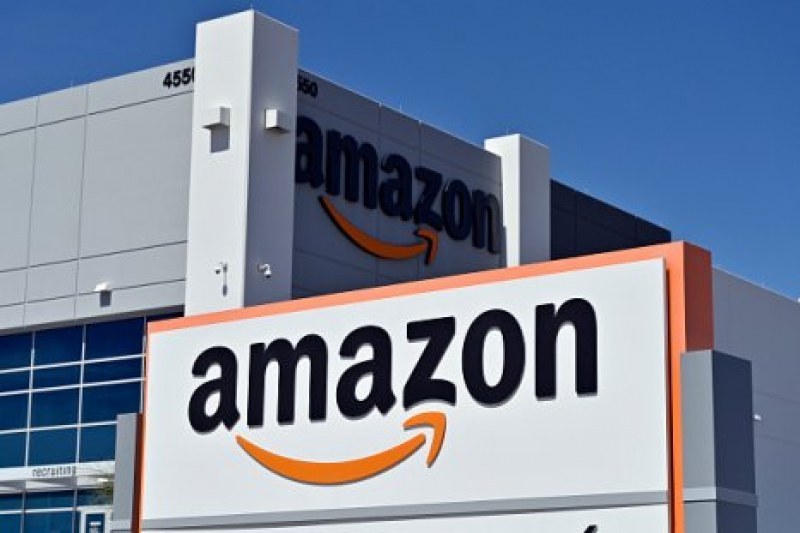 Хиляди останаха без услуги на Amazon