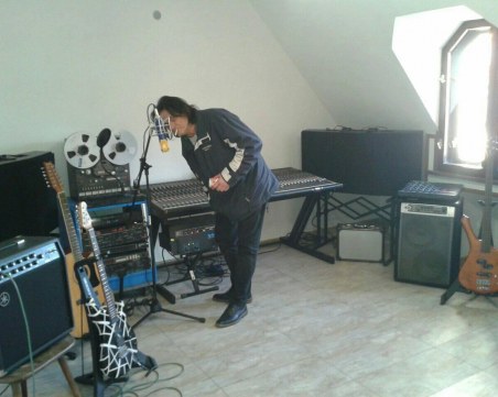 Напусна ни и рок легендата Светлозар Нецов-Заро