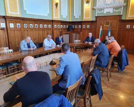 Вдигат парите на автобусните превозвачи в Пловдив, актуализират пределните разходи на километър